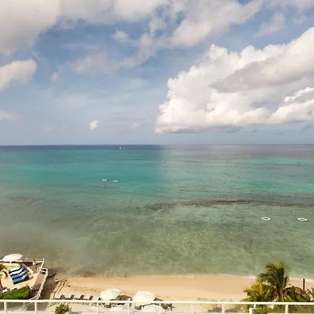 South Bay Beach Club 37 Penthouse - 3 Bedroom 3 Bathroom Unit